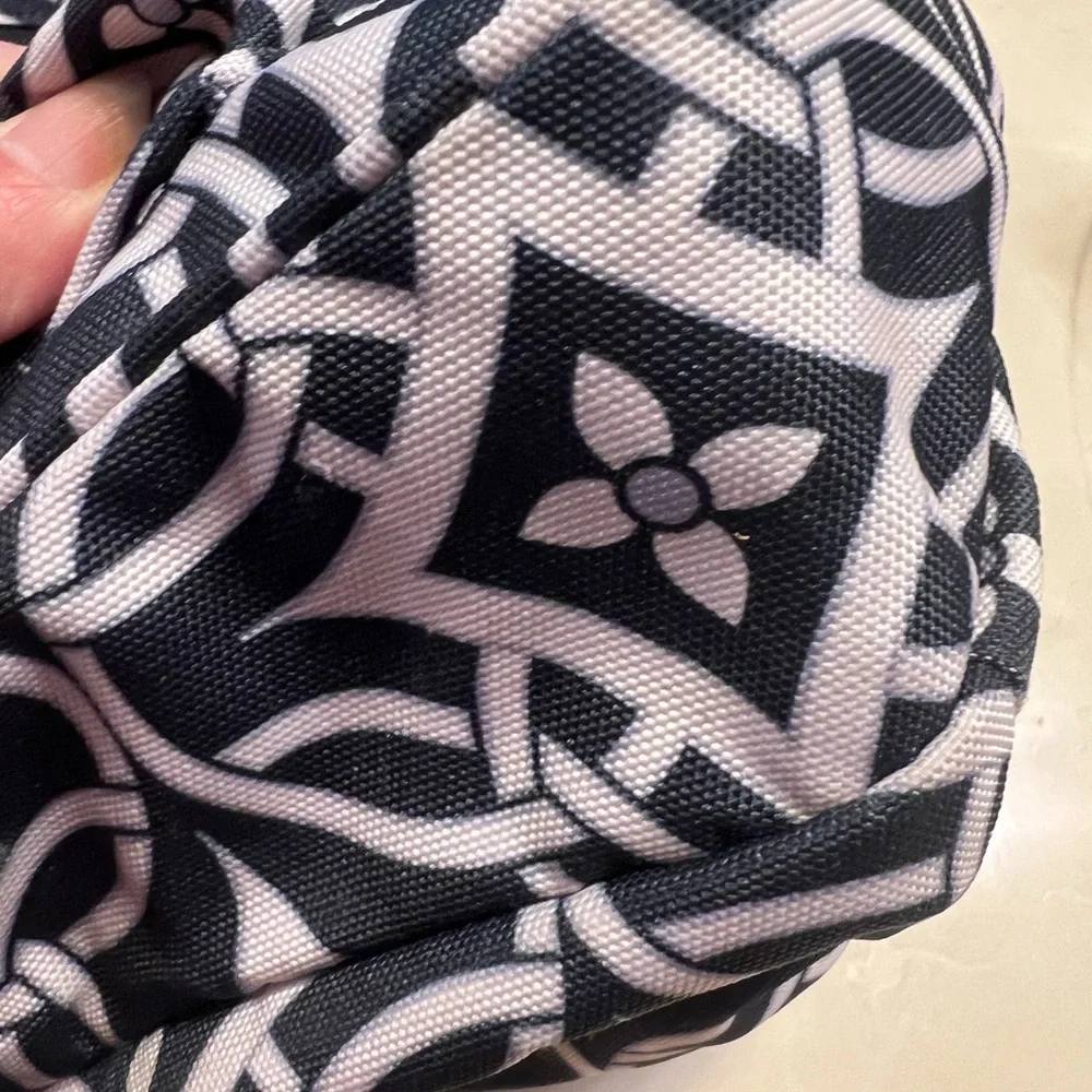 Vera Bradley black and white concerto backpack